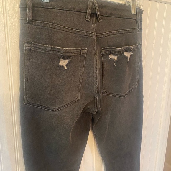 Good American Distressed Cropped Skinny jeans 27 - Picture 4 of 7